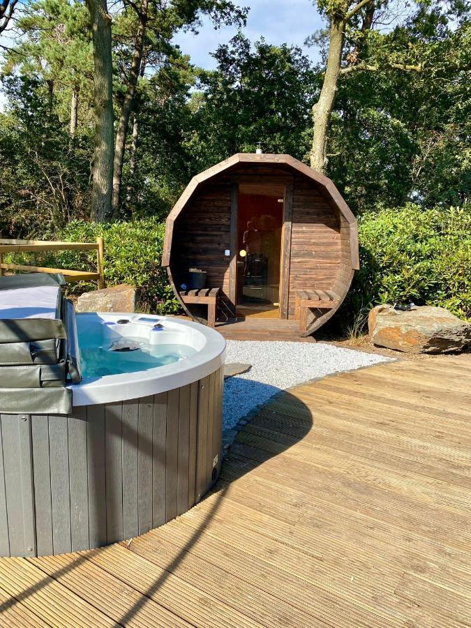 Luxe Finse Kota Met Jacuzzi En Saunabarrel De Zandhoef Villa Eersel Bagian luar foto